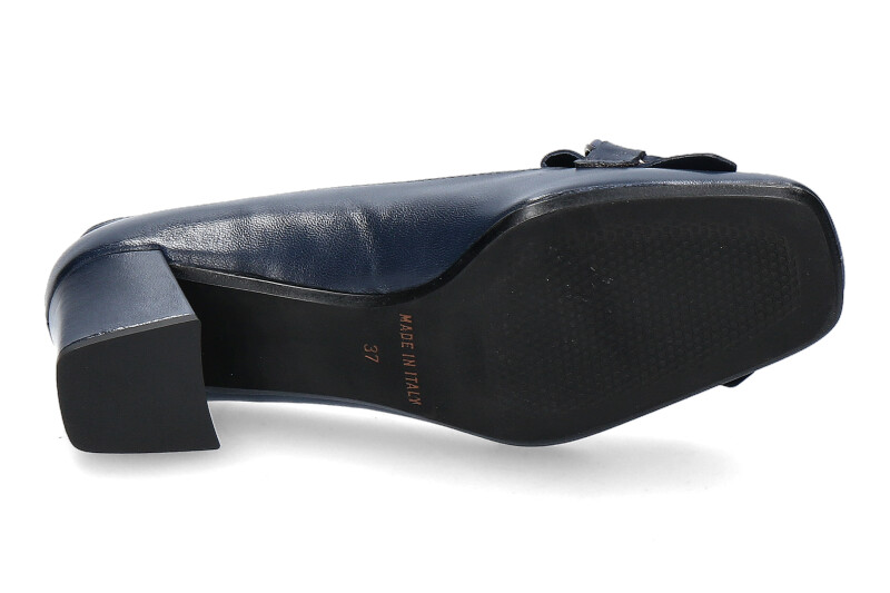 status-pumps-A2425-blue_222800099_4 status-pumps-A2425-blue_222800099_4