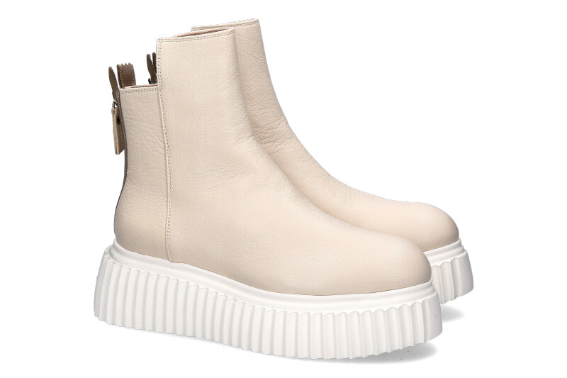 agl-boots-mally-ice-milk_254400011_1 agl-boots-mally-ice-milk_254400011_1