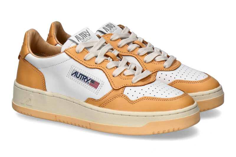 autry-sneaker-medalist-AULW-WB32_232600013_1 autry-sneaker-medalist-AULW-WB32_232600013_1