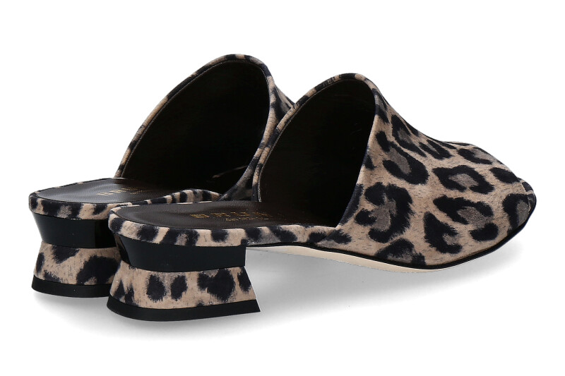 brunate-mule-49565-nut_222300061_2 brunate-mule-49565-nut_222300061_2