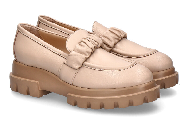 agl-attilio-giusti-leombruni-loafer-celeste-ghibli_242900304_1 agl-attilio-giusti-leombruni-loafer-celeste-ghibli_242900304_1
