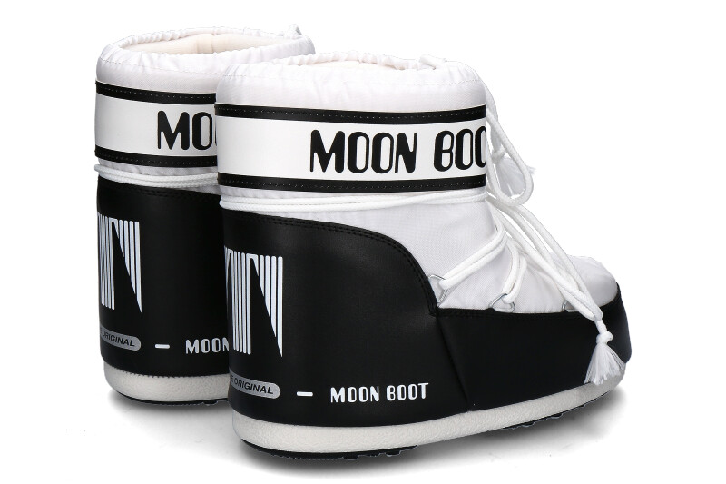 moon-boot-classic-low2-white-black_264100010_2 moon-boot-classic-low2-white-black_264100010_2